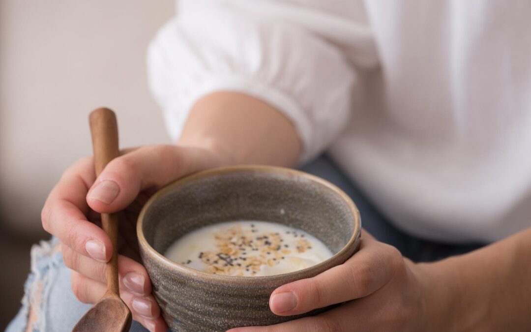 Mindful Eating: Transform Your Relationship with Food Through Awareness