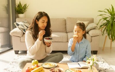 Turn Your Phone into a Pause: Using a Mindful Eating App to Reconnect with Your Body