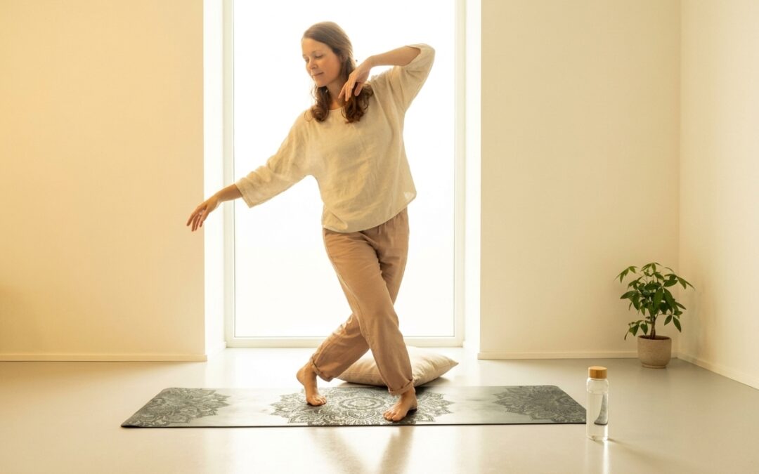 Move Into Awareness: Mindful Movement for Body Wisdom, Emotional Regulation, and Ease