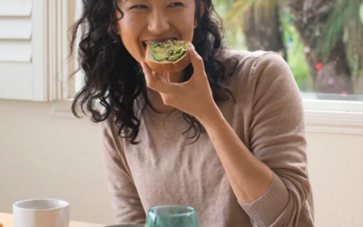 Mindful Eating: A Gentle Path Back to Your Body